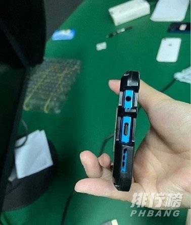 红米k40有没有耳机孔_红米k40 保留了耳机孔吗