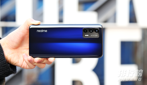 realme gt值得买吗_真我gt值得买吗