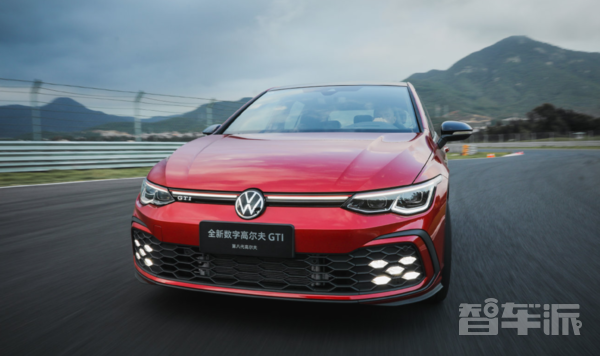 全新数字高尔夫GTI