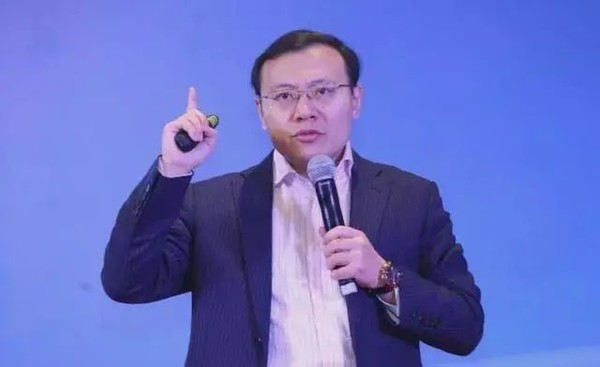 任泽平