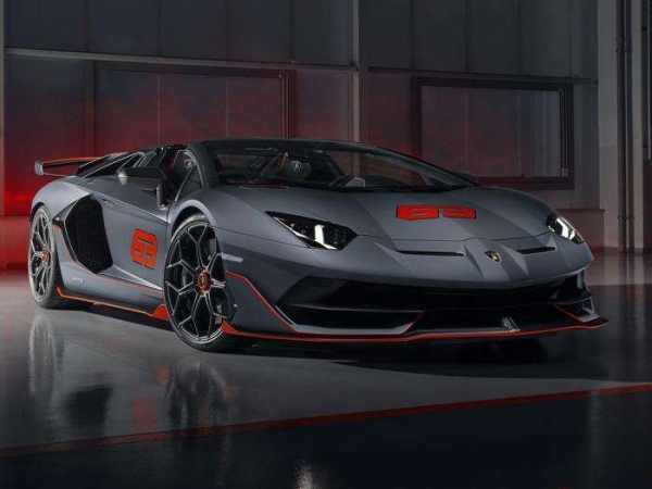 830万元化为乌有！兰博基尼Aventador SVJ起火后烧毁